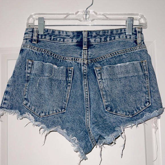 Jean shorts, dark wash, from vestique, size small - Picture 2 of 3